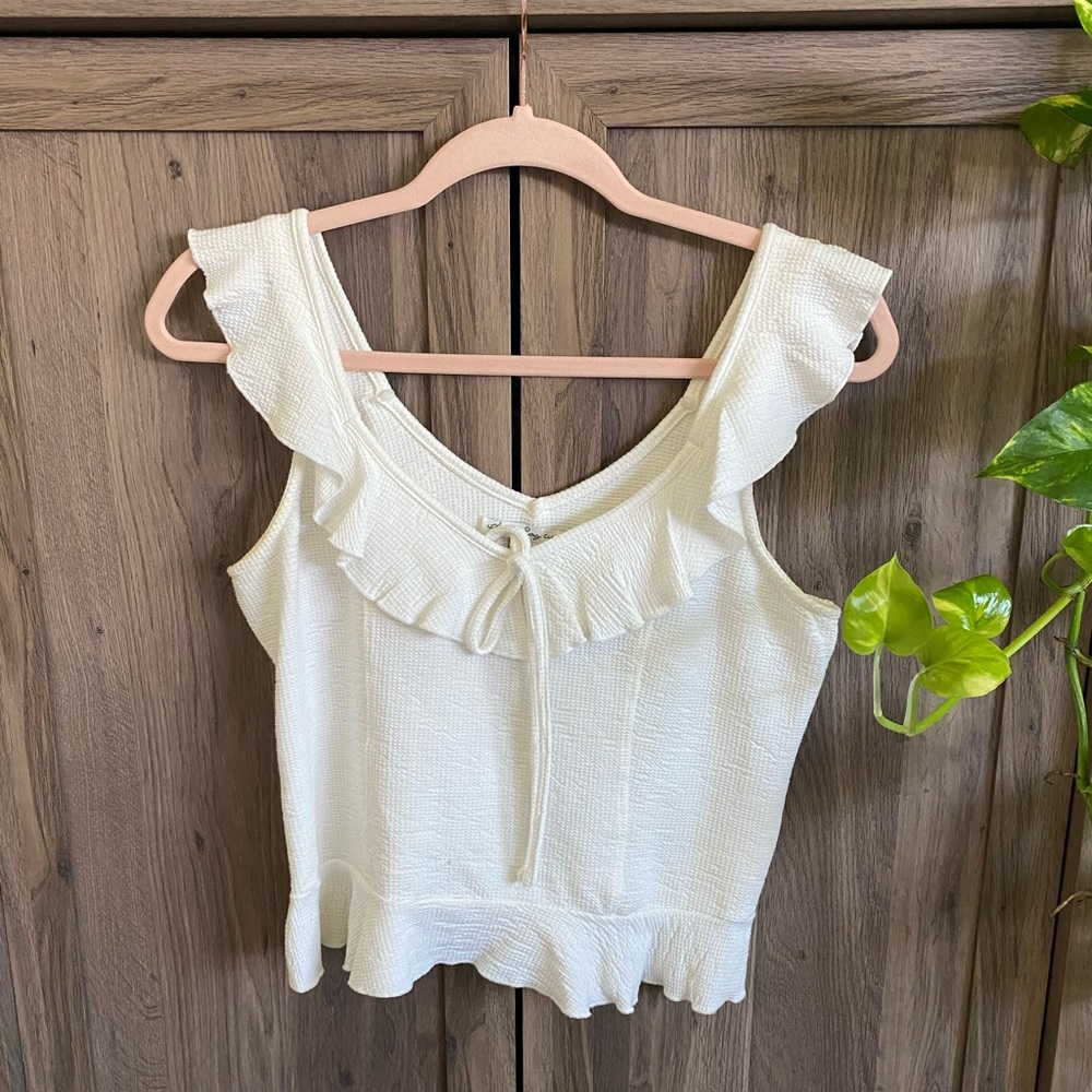 White linen fabric crop blouse